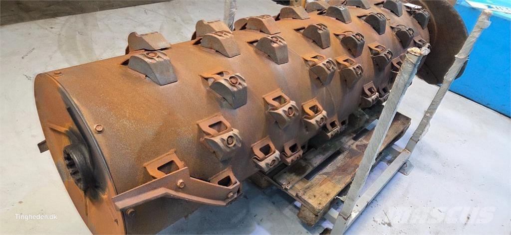 CASE 8010 Akcesoria do kombajnów zbożowych