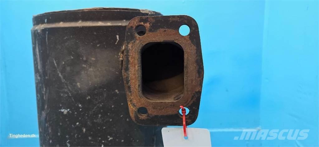 CASE 844S Silniki