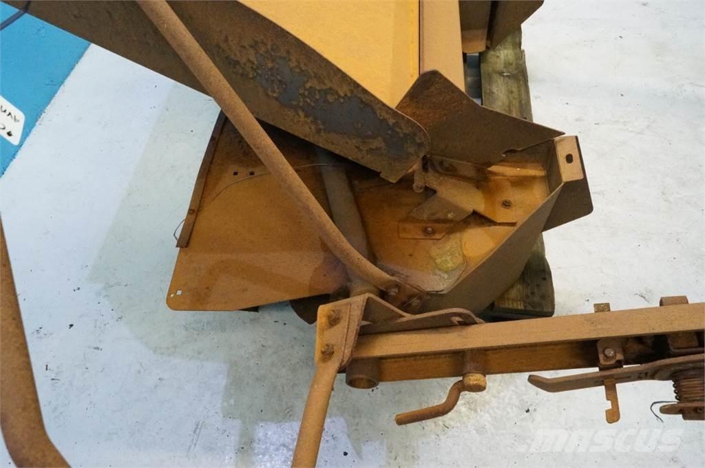 CASE 9010 Akcesoria do kombajnów zbożowych