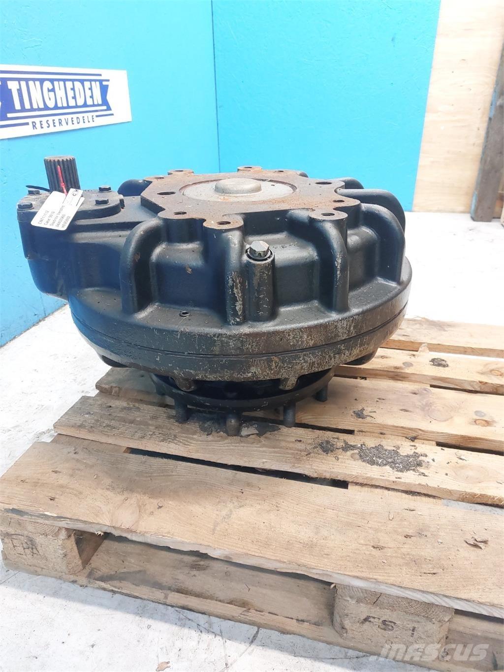 CASE 9010 Akcesoria do kombajnów zbożowych