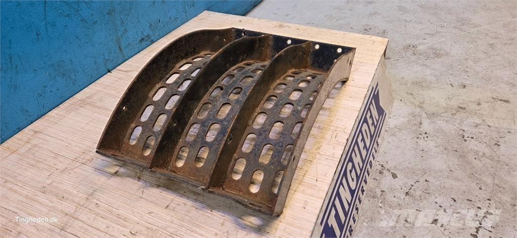 CASE 9010 Akcesoria do kombajnów zbożowych