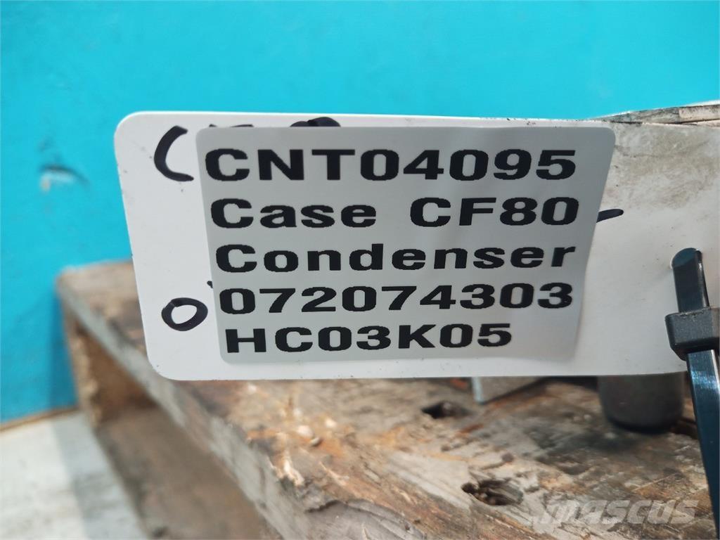 CASE CF80 Chłodnice