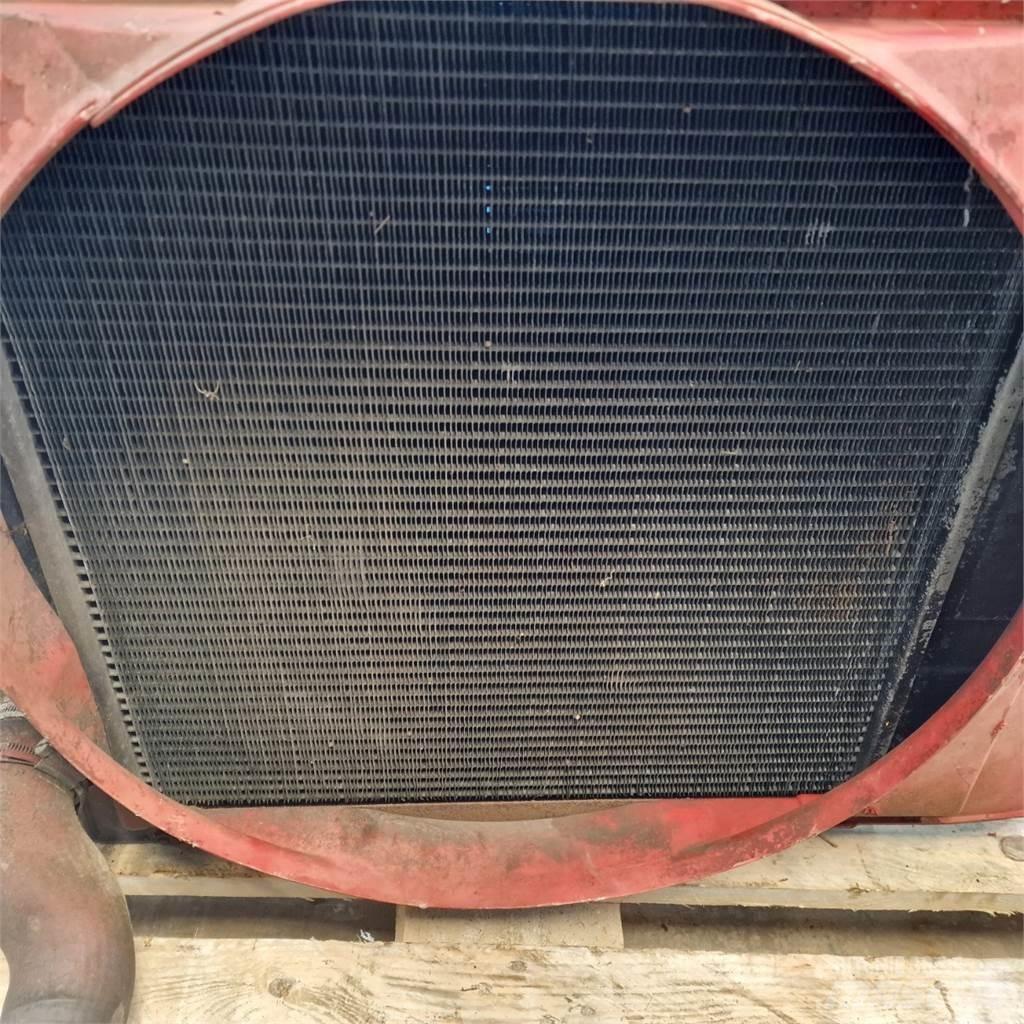 Case IH 1055 Chłodnice
