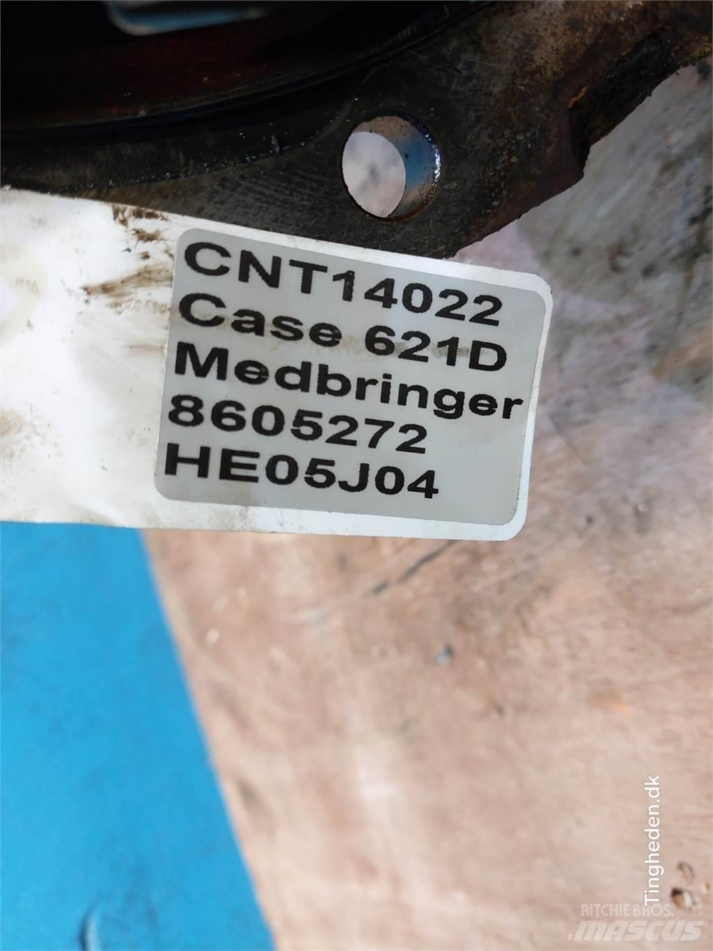 Case IH 621D Mosty, wały i osie
