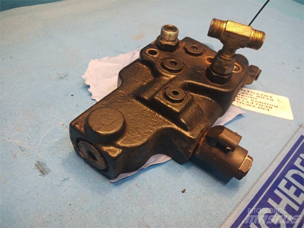 Case IH 8010 Hydraulika