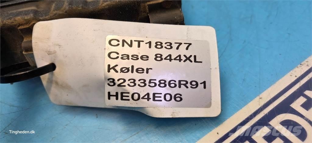 Case IH 844XL Chłodnice