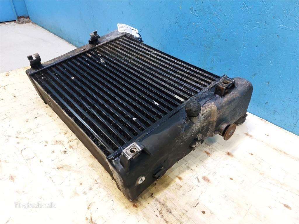 CASE Puma 185 Chłodnice