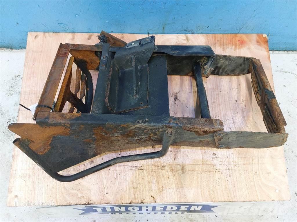 CASE Puma 185 Kabina i wnętrze