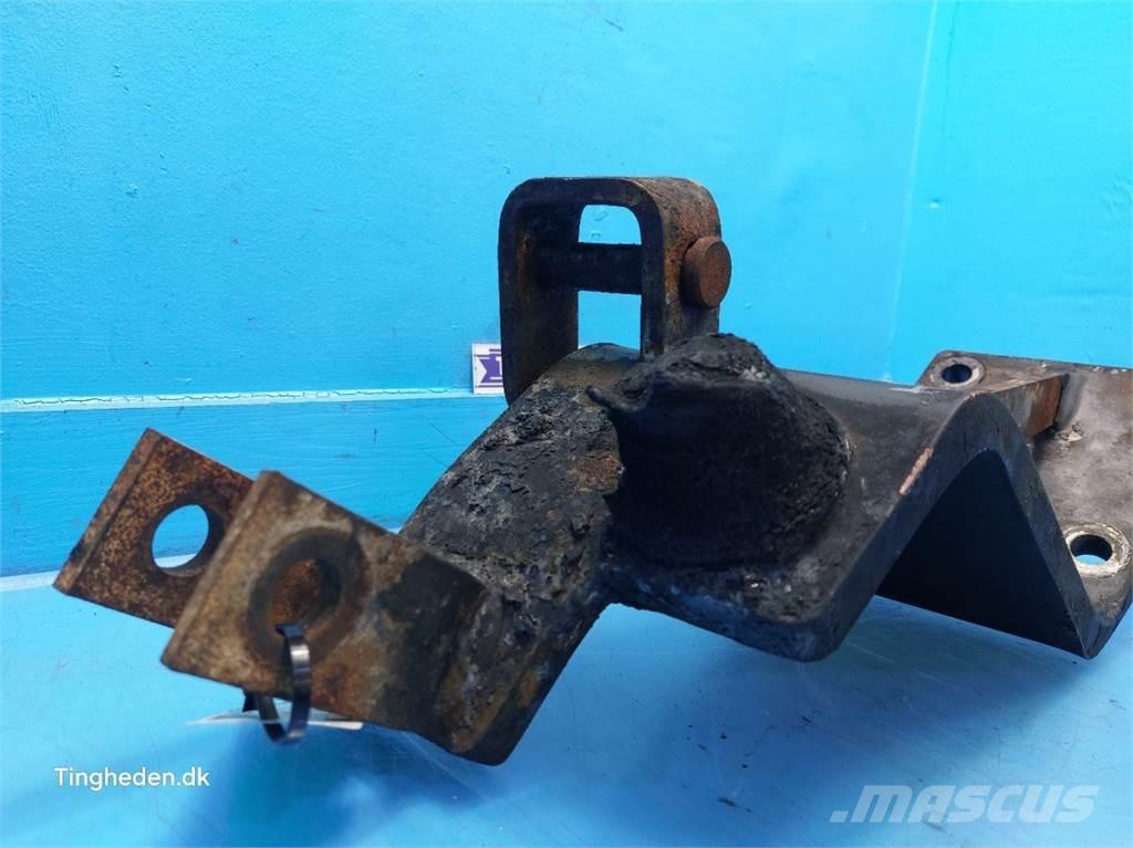 CASE Puma 185 Kabina i wnętrze
