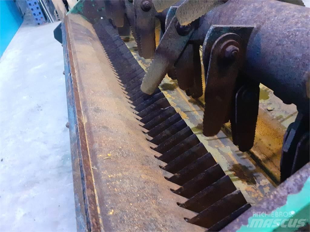 Deutz 4060 Akcesoria do kombajnów zbożowych