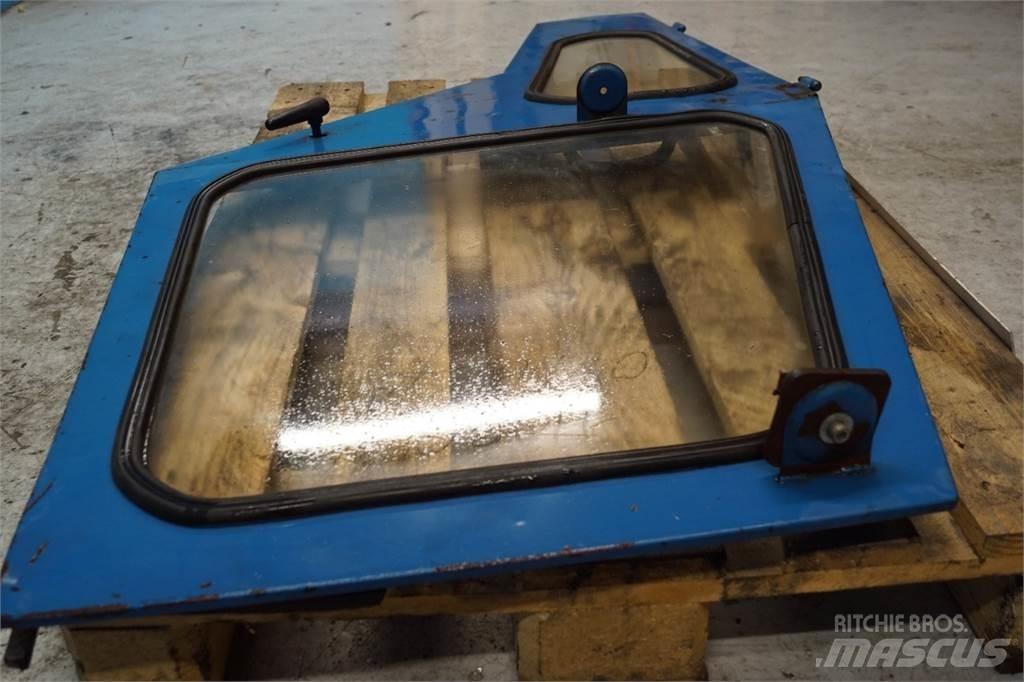 Ford 4000 Kabina i wnętrze