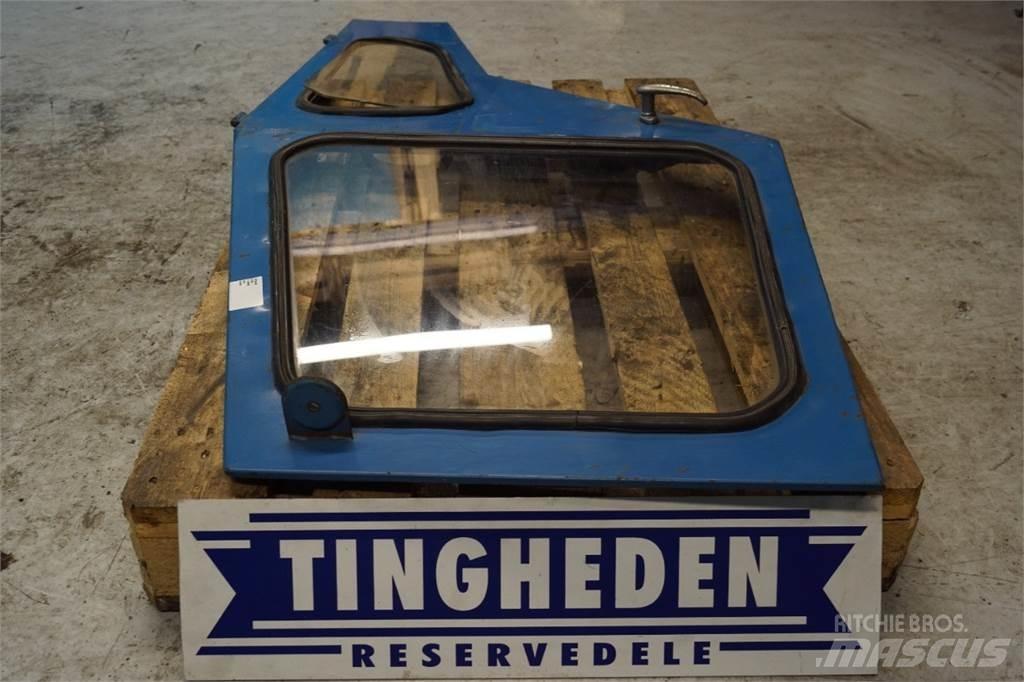 Ford 4000 Kabina i wnętrze