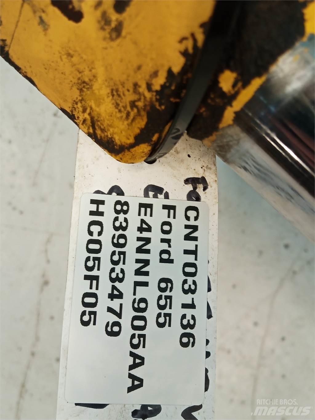 Ford 655 Wysięgniki i ramiona