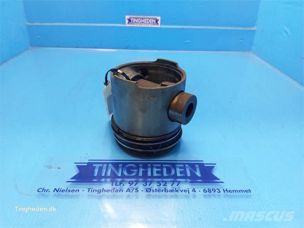 Ford 678 HT Silniki