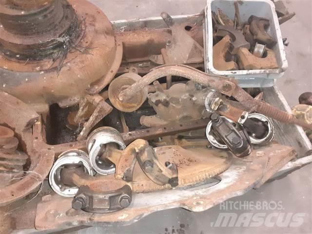 Ford 678HTA Silniki