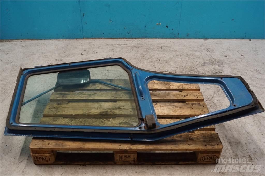 Ford 7600 Kabina i wnętrze