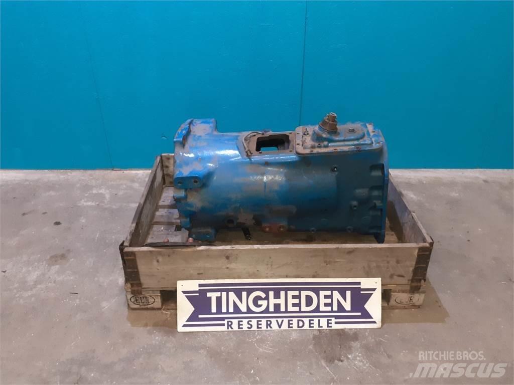 Ford 8210 Przekładnie