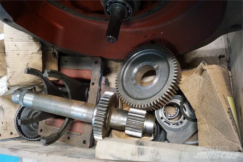 Ford 8340 Przekładnie