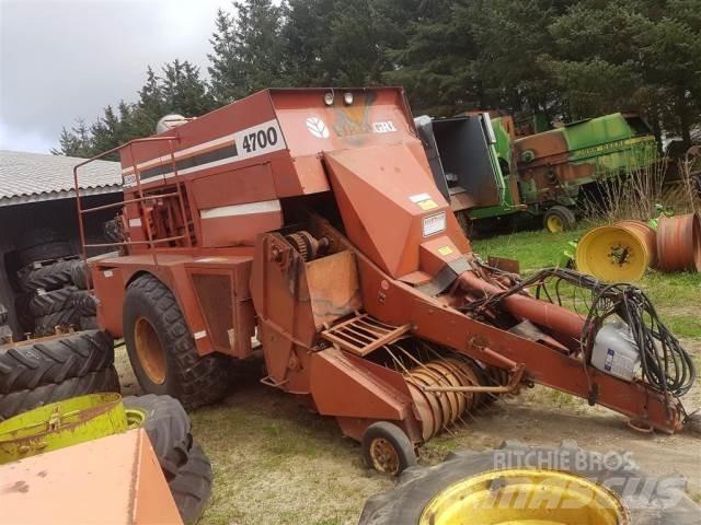 Hesston 4700 Prasy kostkujące