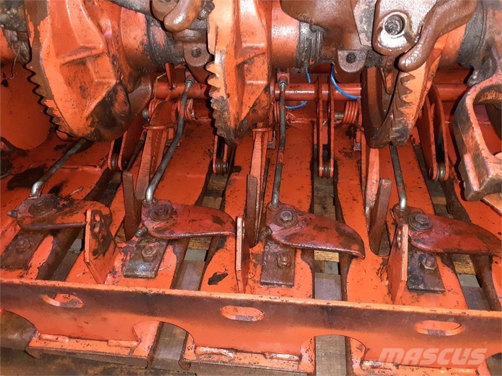 Hesston 4700 Inny sprzęt paszowy