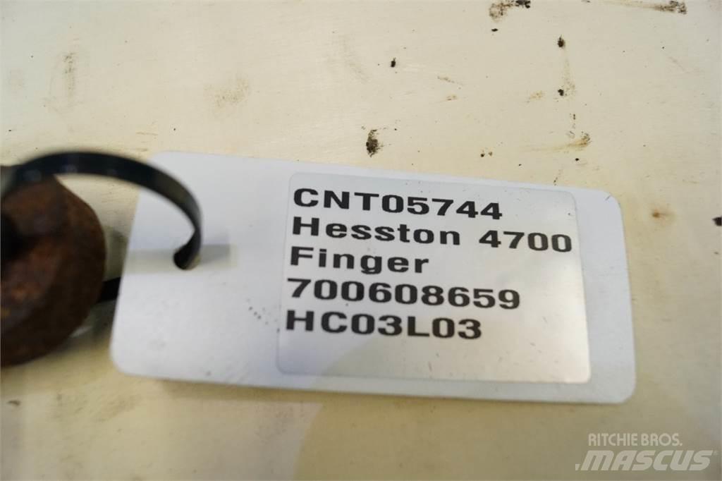 Hesston 4700 Chwytak do bel