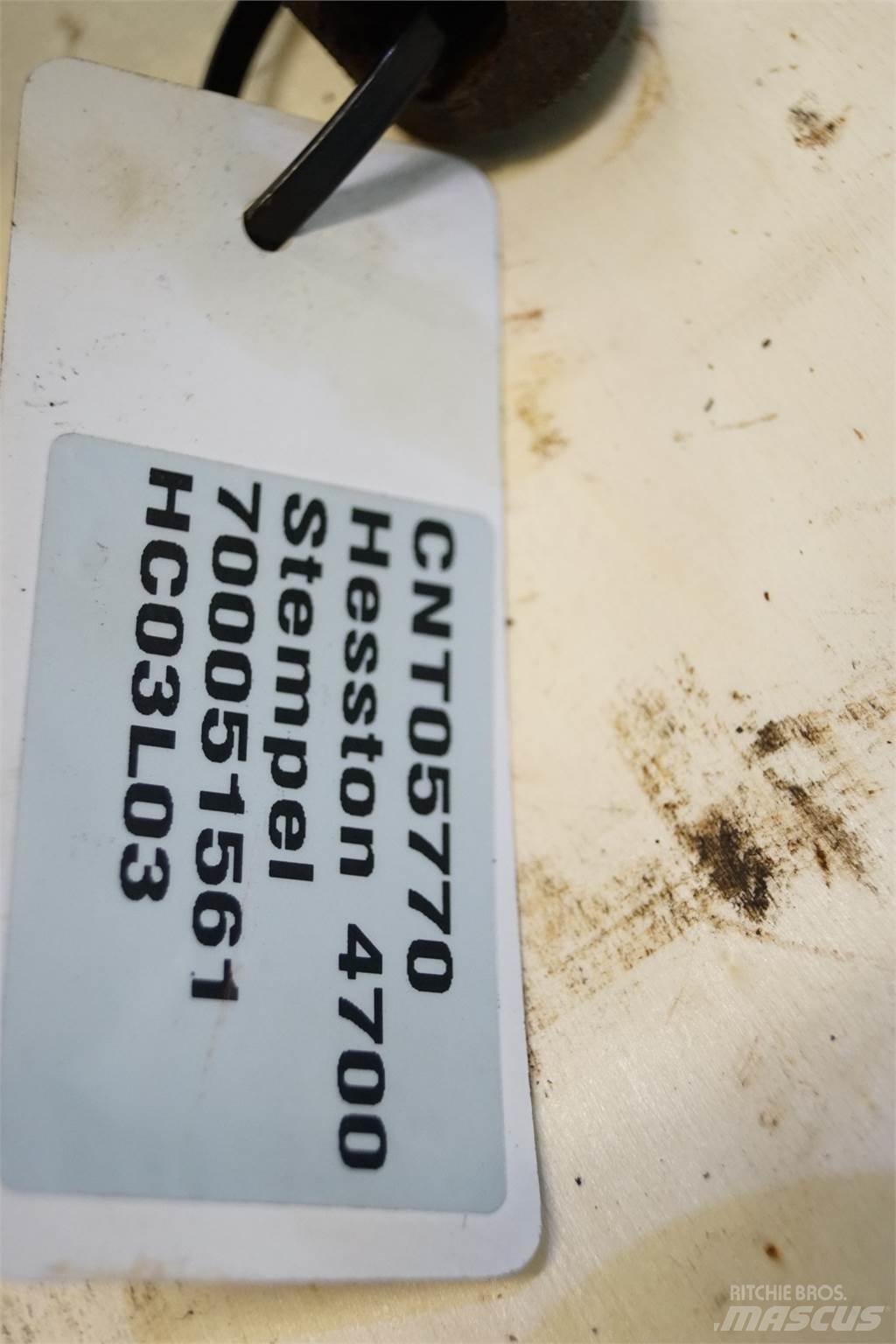 Hesston 4700 Hydraulika