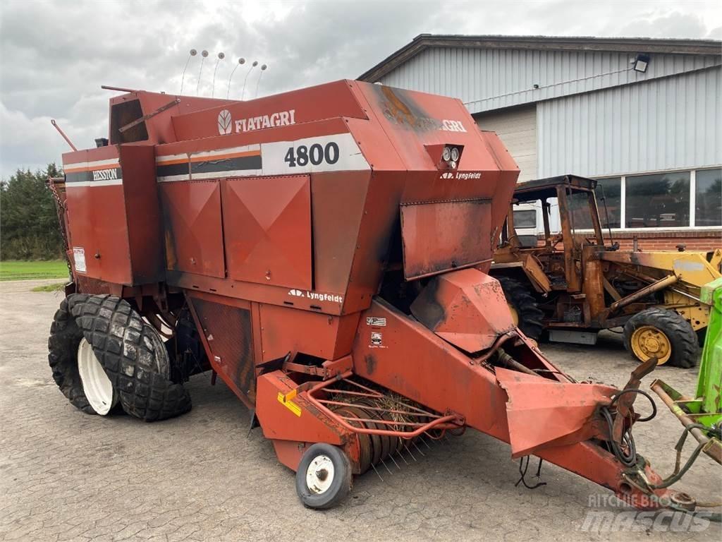 Hesston 4800 Prasy kostkujące