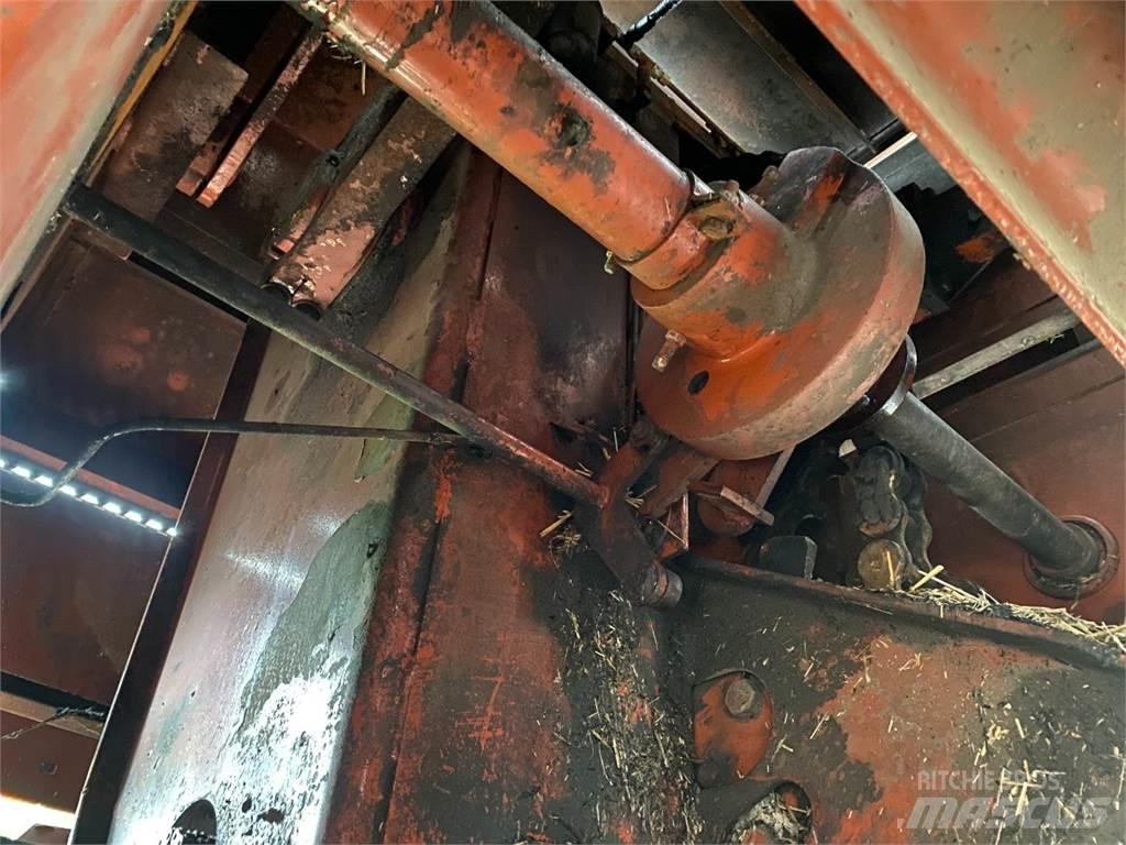 Hesston 4800 Prasy kostkujące