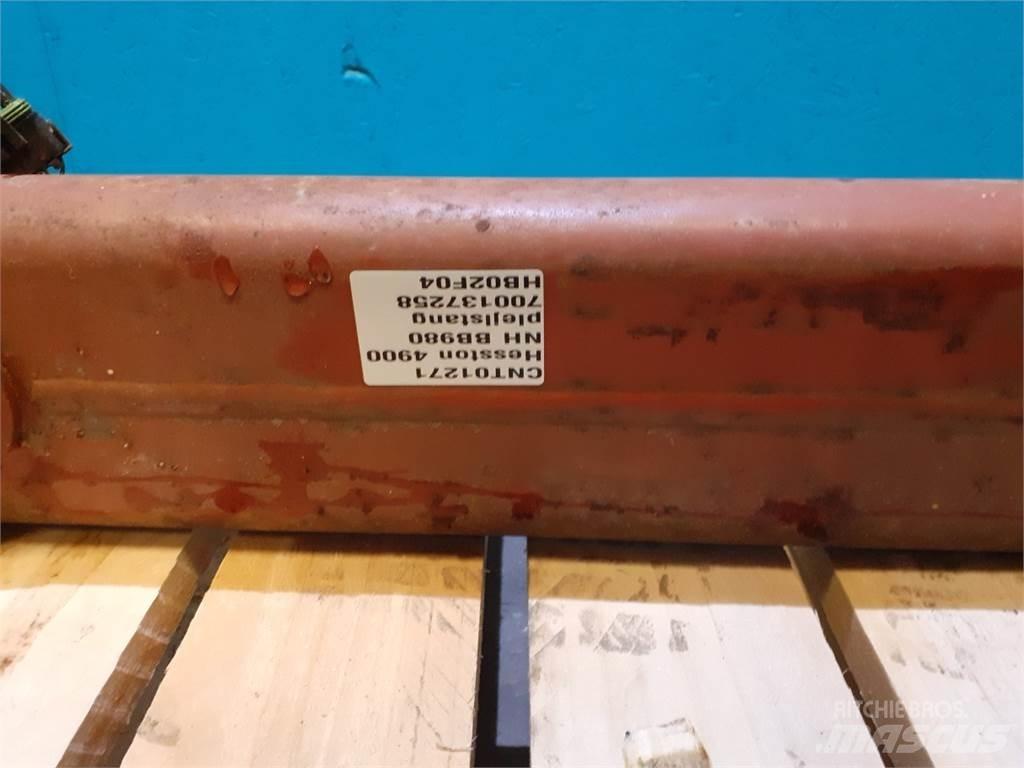 Hesston 4900 Inny sprzęt paszowy