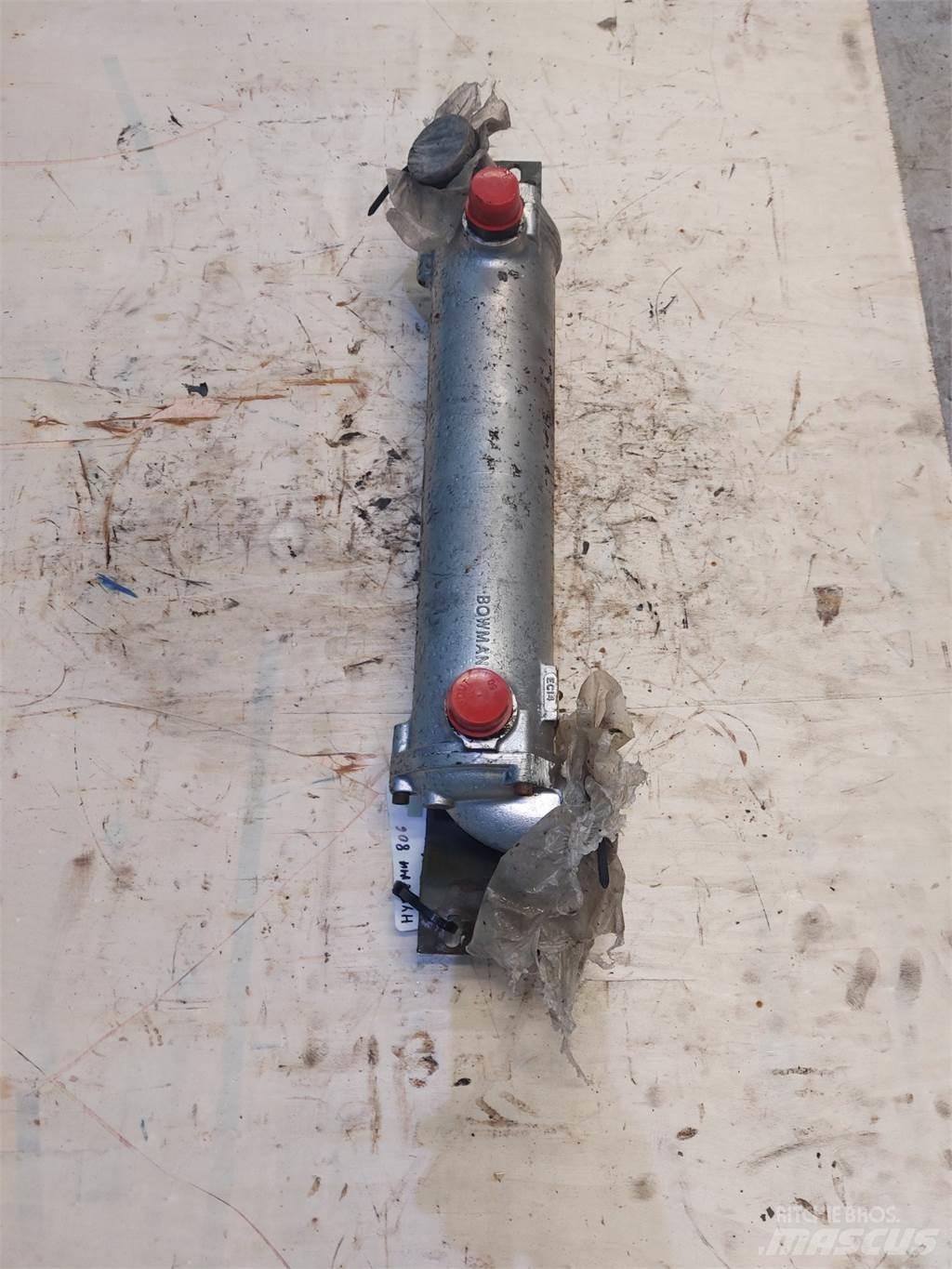 Hydrema 806 Chłodnice