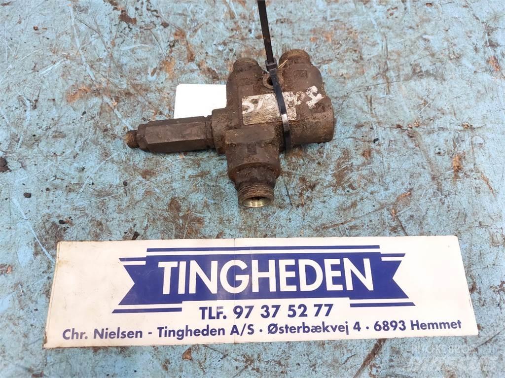 Hydrema 906 Hydraulika