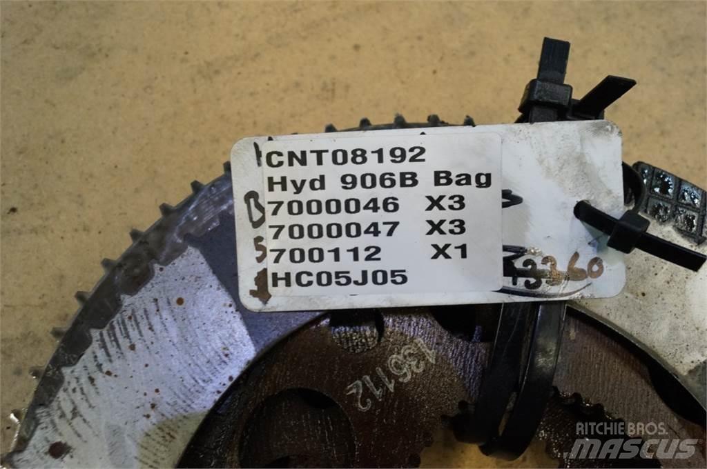 Hydrema 906B Mosty, wały i osie