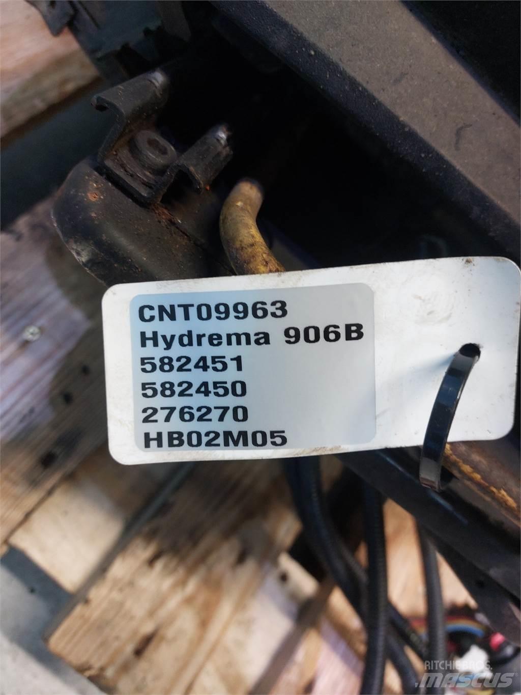 Hydrema 906B Kabiny i wnętrze