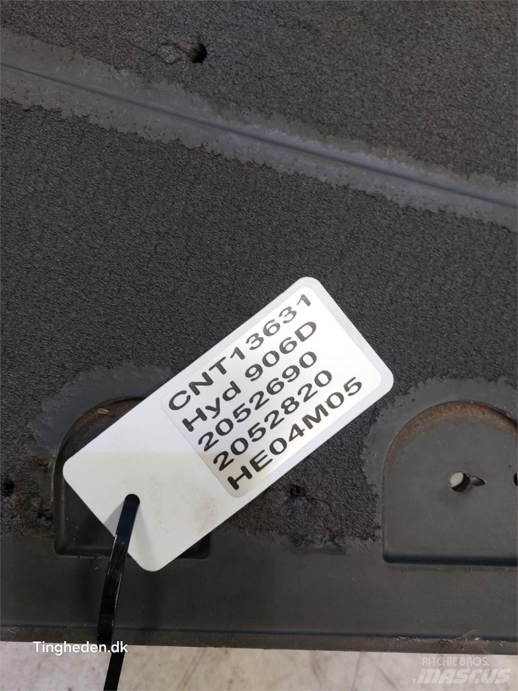 Hydrema 906D Kabiny i wnętrze