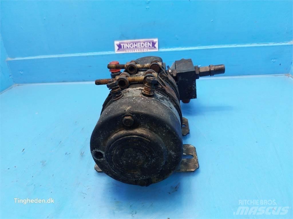 JCB 427 HL Hydraulika