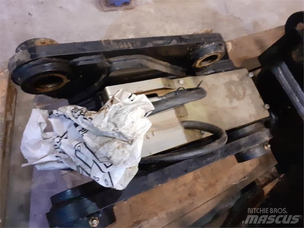 JCB 4CX Szybkozłącza