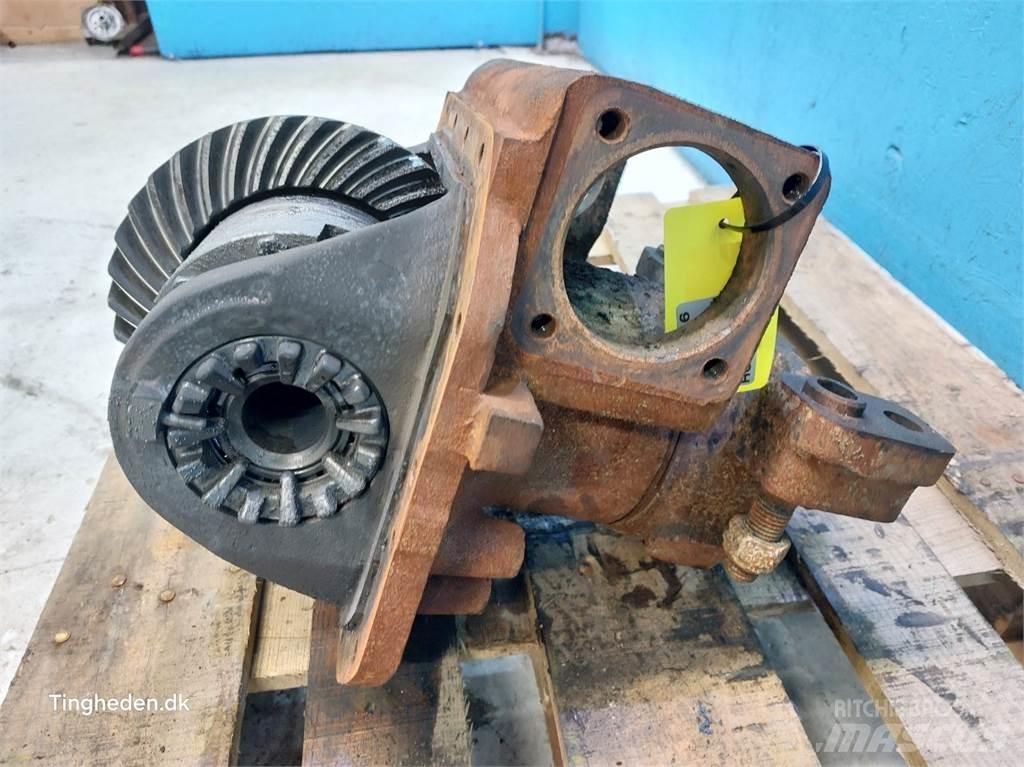 JCB 530 Przekładnie i skrzynie biegów