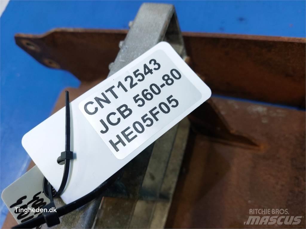 JCB 560-80 Kabiny i wnętrze