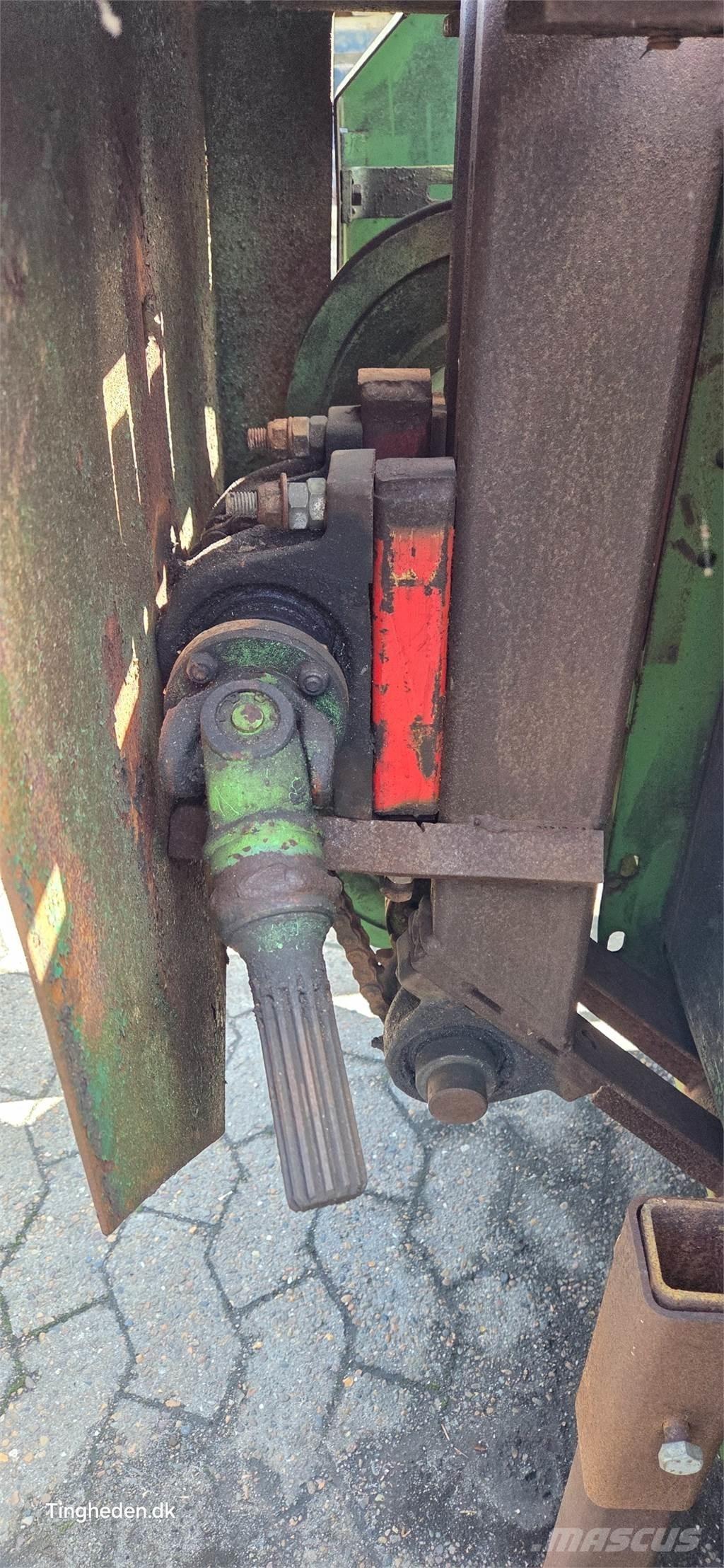 John Deere  Akcesoria do kombajnów zbożowych