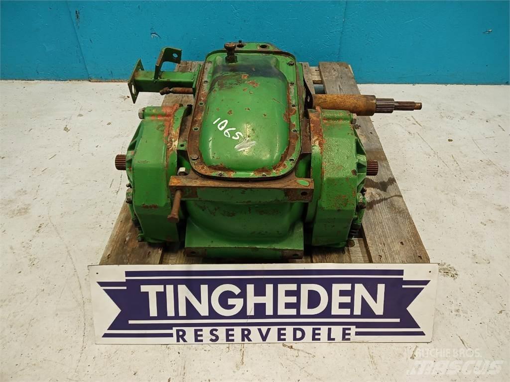 John Deere 1065 Przekładnie