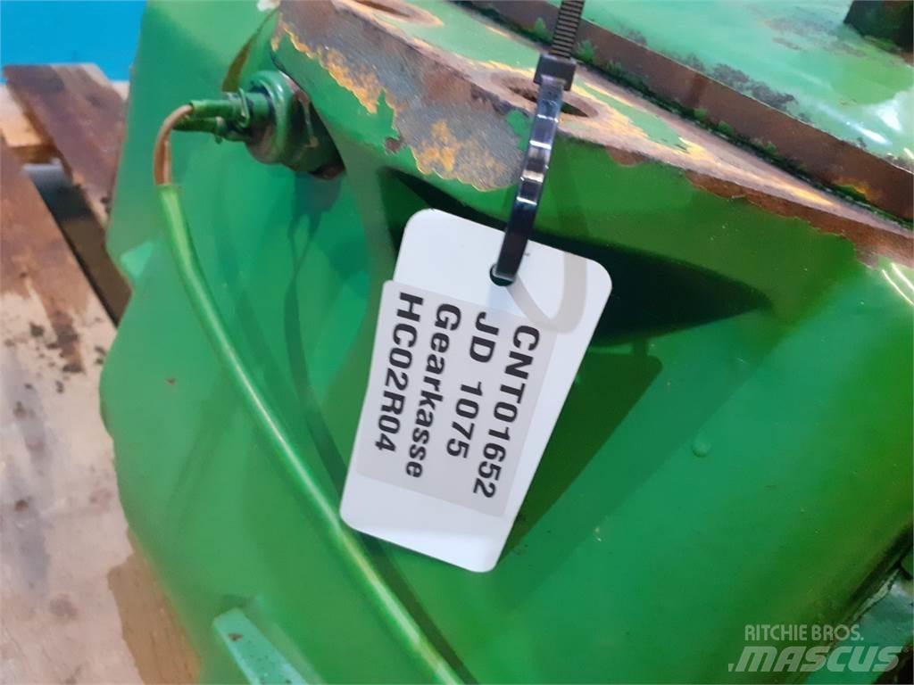 John Deere 1075 Przekładnie