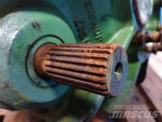 John Deere 1085 Akcesoria do kombajnów zbożowych