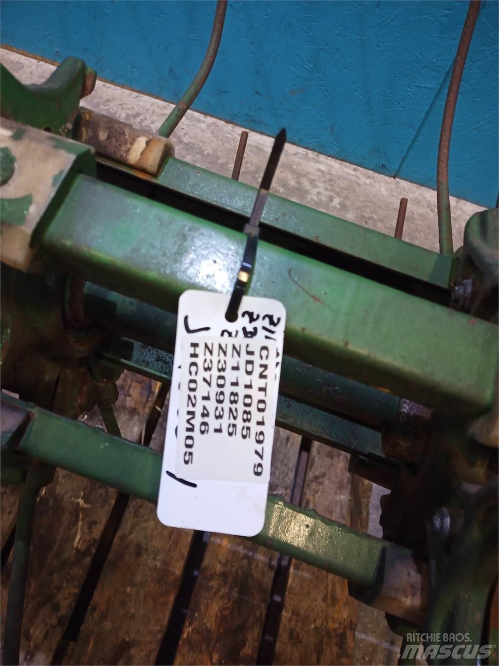 John Deere 1085 Akcesoria do kombajnów zbożowych