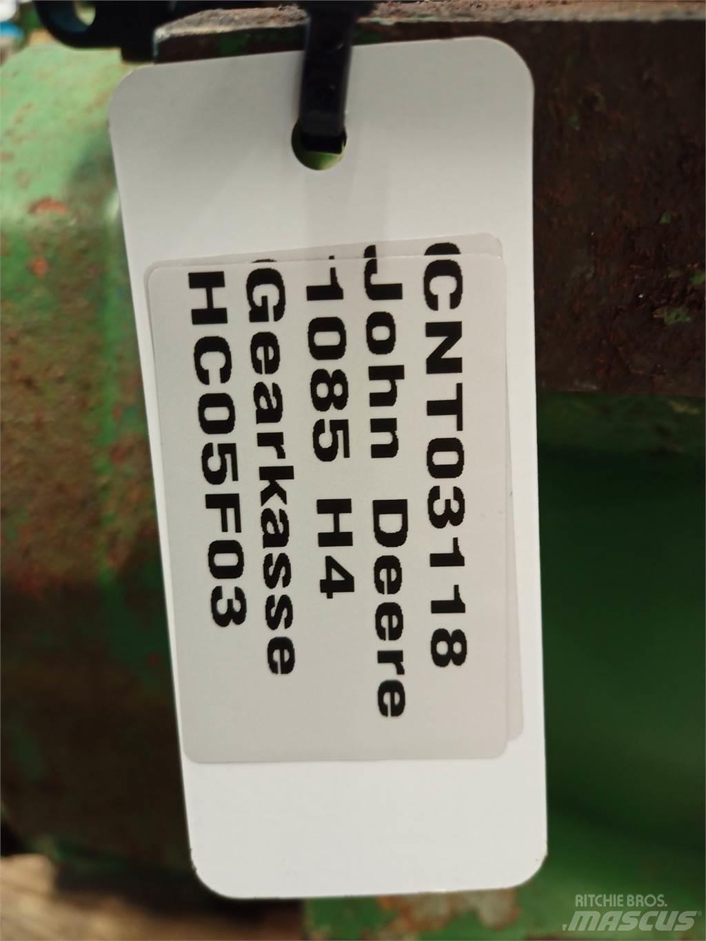 John Deere 1085 Przekładnie