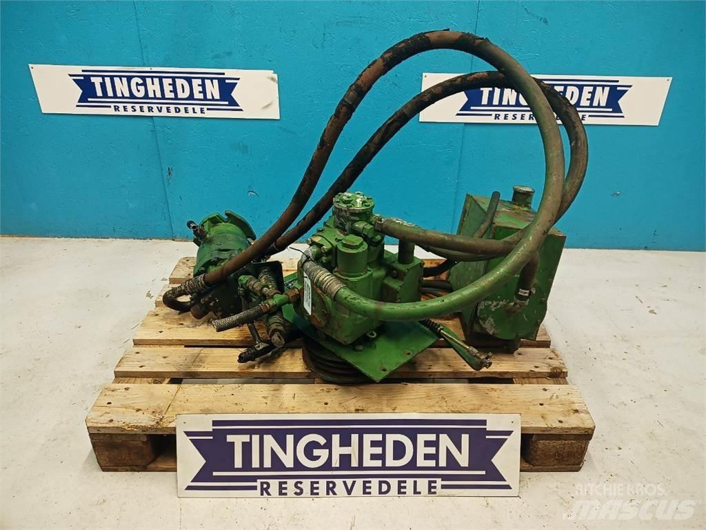 John Deere 1085 Hydraulika
