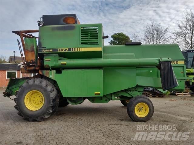 John Deere 1177 Kombajny zbożowe