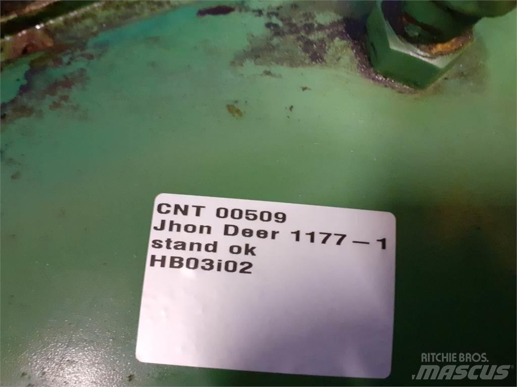 John Deere 1177 Przekładnie