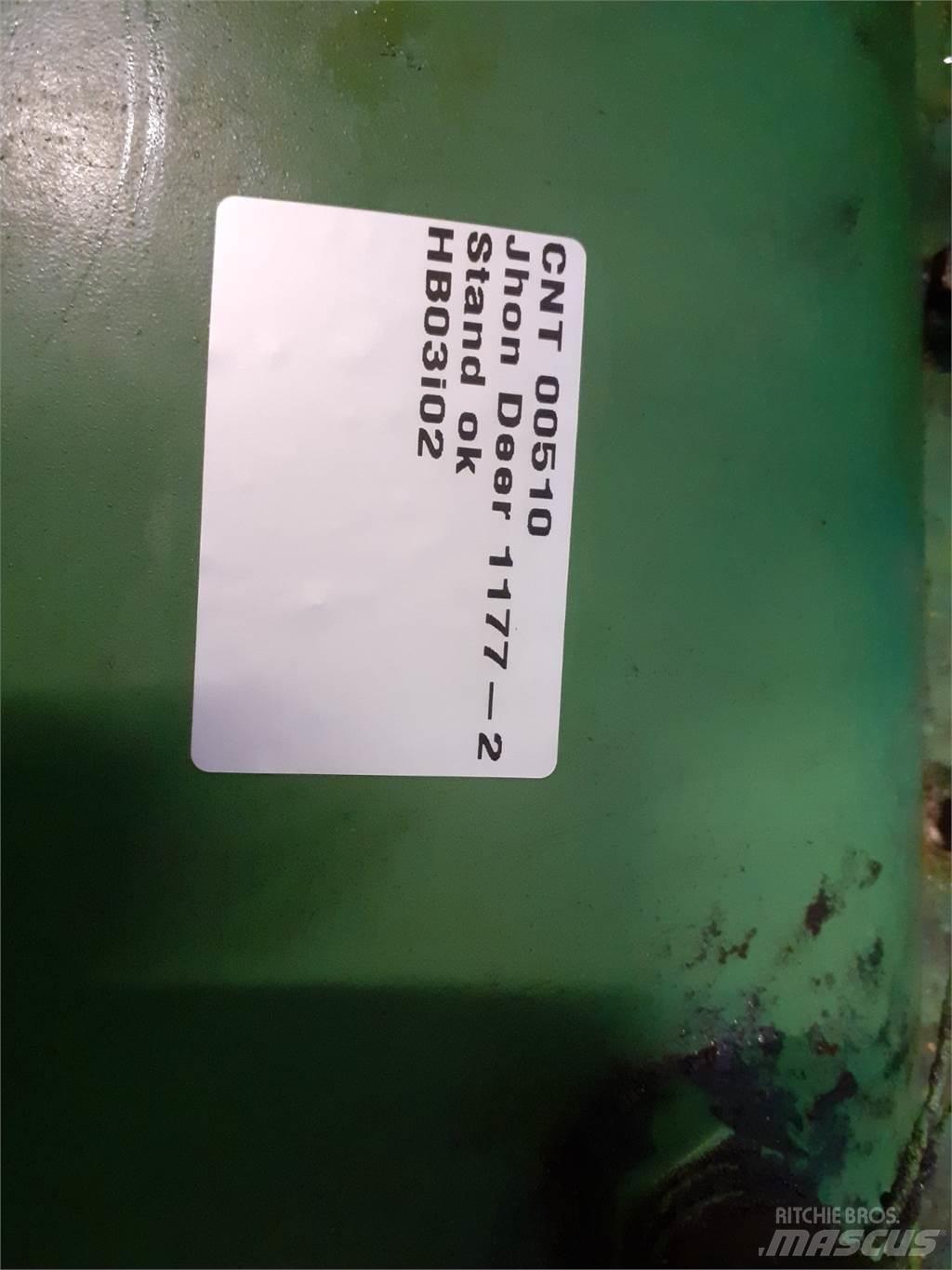John Deere 1177 Przekładnie