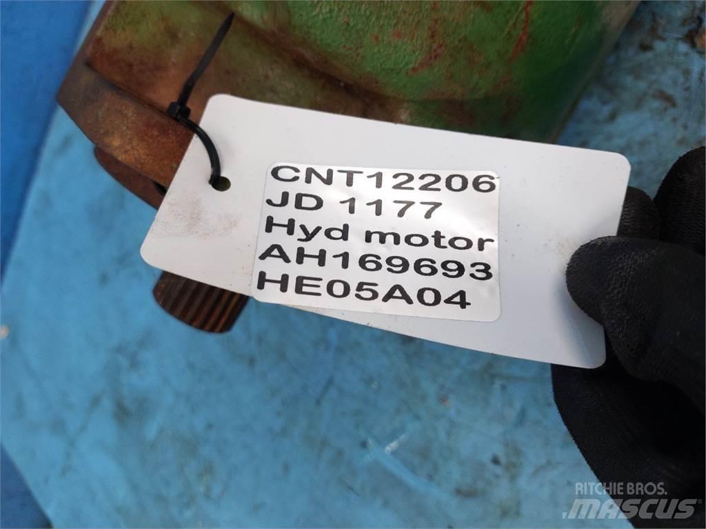 John Deere 1177 Hydraulika