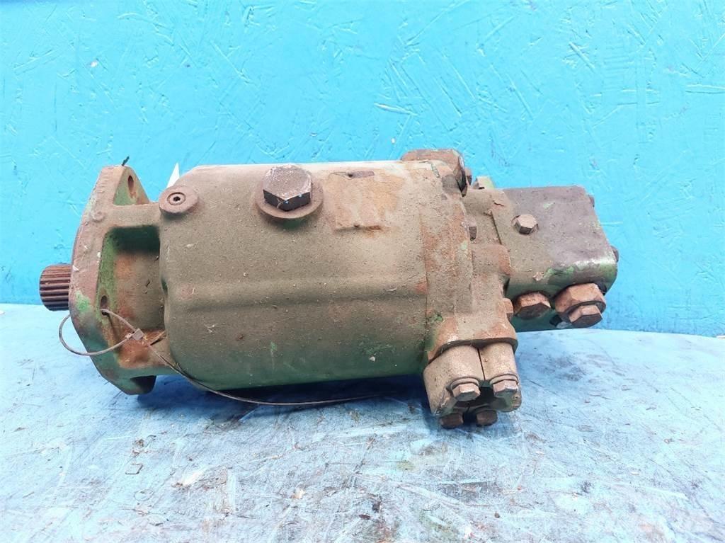 John Deere 1177 Hydraulika